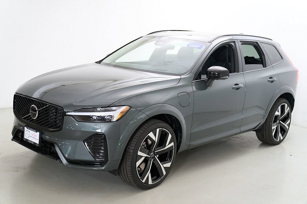 New 2026 Volvo XC60 T8 Ultra w/ Climate Package AWD/4WD image 6