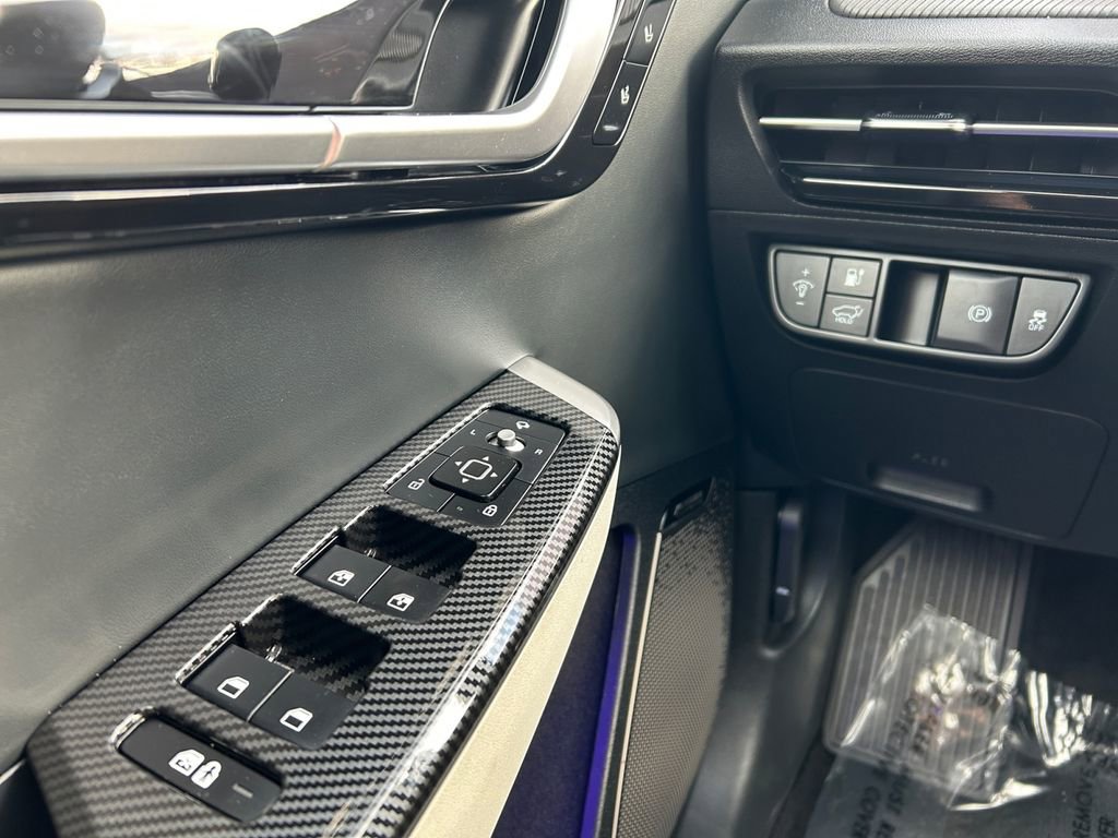 Used 2024 Kia EV6 GT-Line image 17