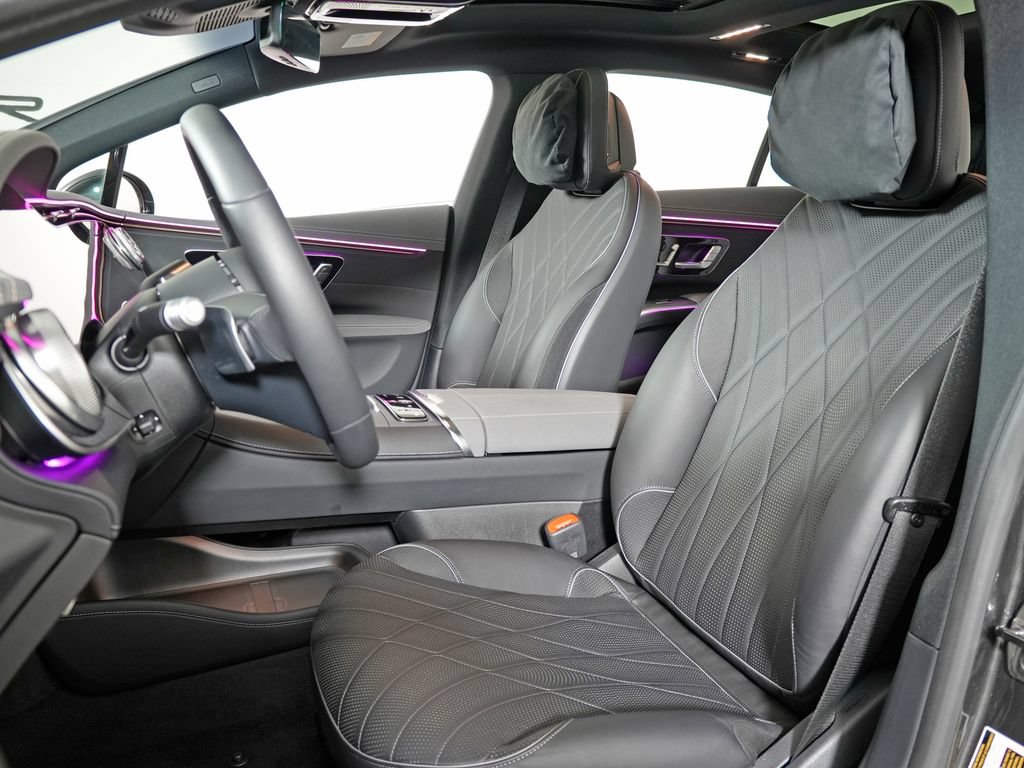 Used 2025 Mercedes-Benz EQS 580 4MATIC Sedan image 13