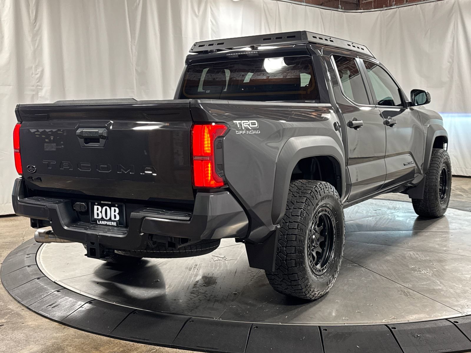 Used 2024 Toyota Tacoma TRD Off-Road AWD/4WD image 19