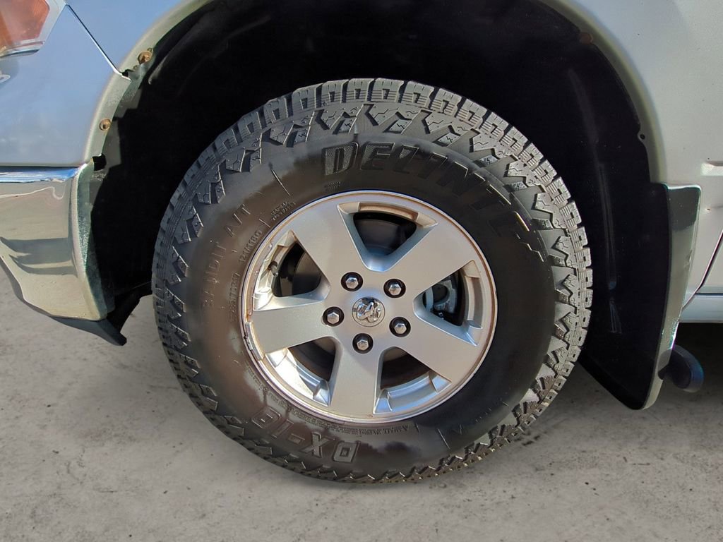 Used 2011 RAM 1500 Classic SLT AWD/4WD image 14