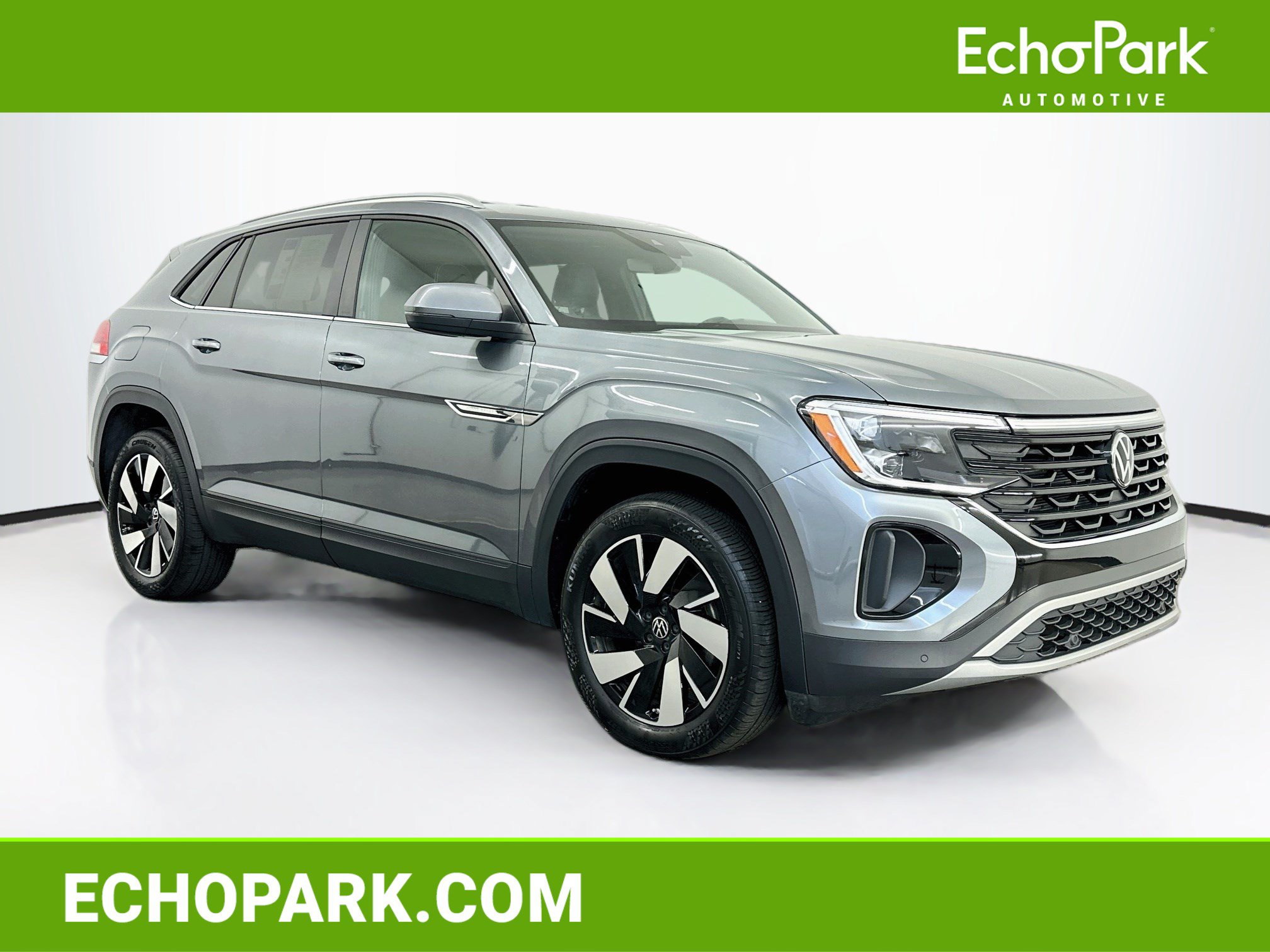 Used 2025 Volkswagen Atlas Cross Sport SE AWD/4WD image 1