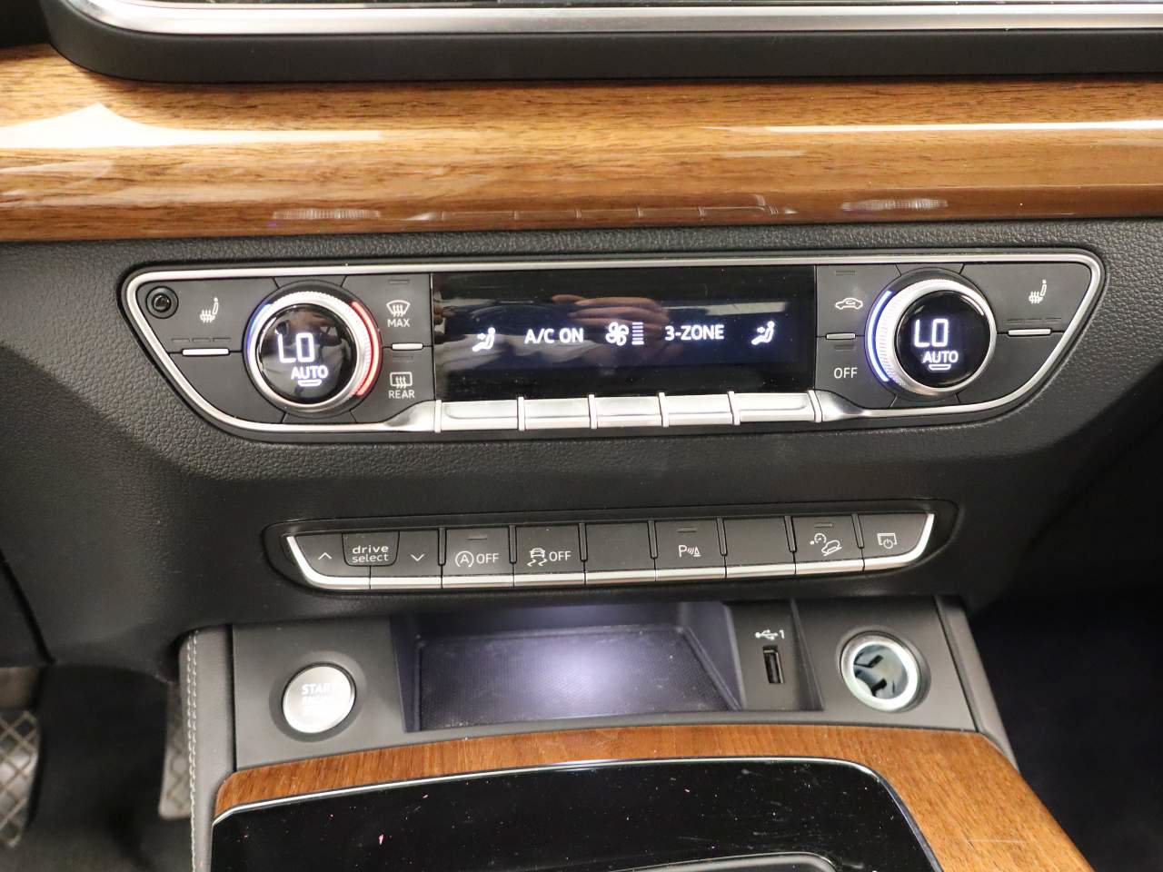 Used 2023 Audi Q5 2.0T Premium Plus w/ Premium Plus Package AWD/4WD image 10
