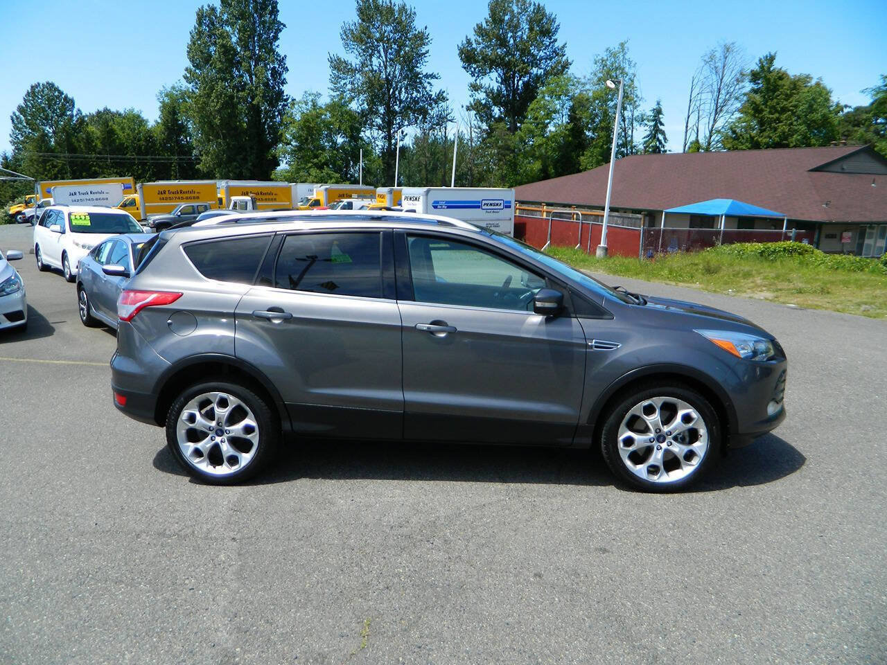 Used 2013 Ford Escape Titanium w/ Parking Technology Pkg AWD/4WD image 9