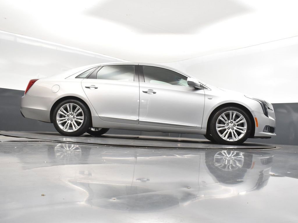 Used 2018 Cadillac XTS Luxury image 44