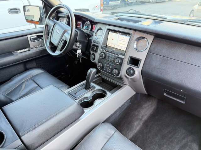 Used 2017 Ford Expedition EL XLT w/ Equipment Group 202A AWD/4WD image 19