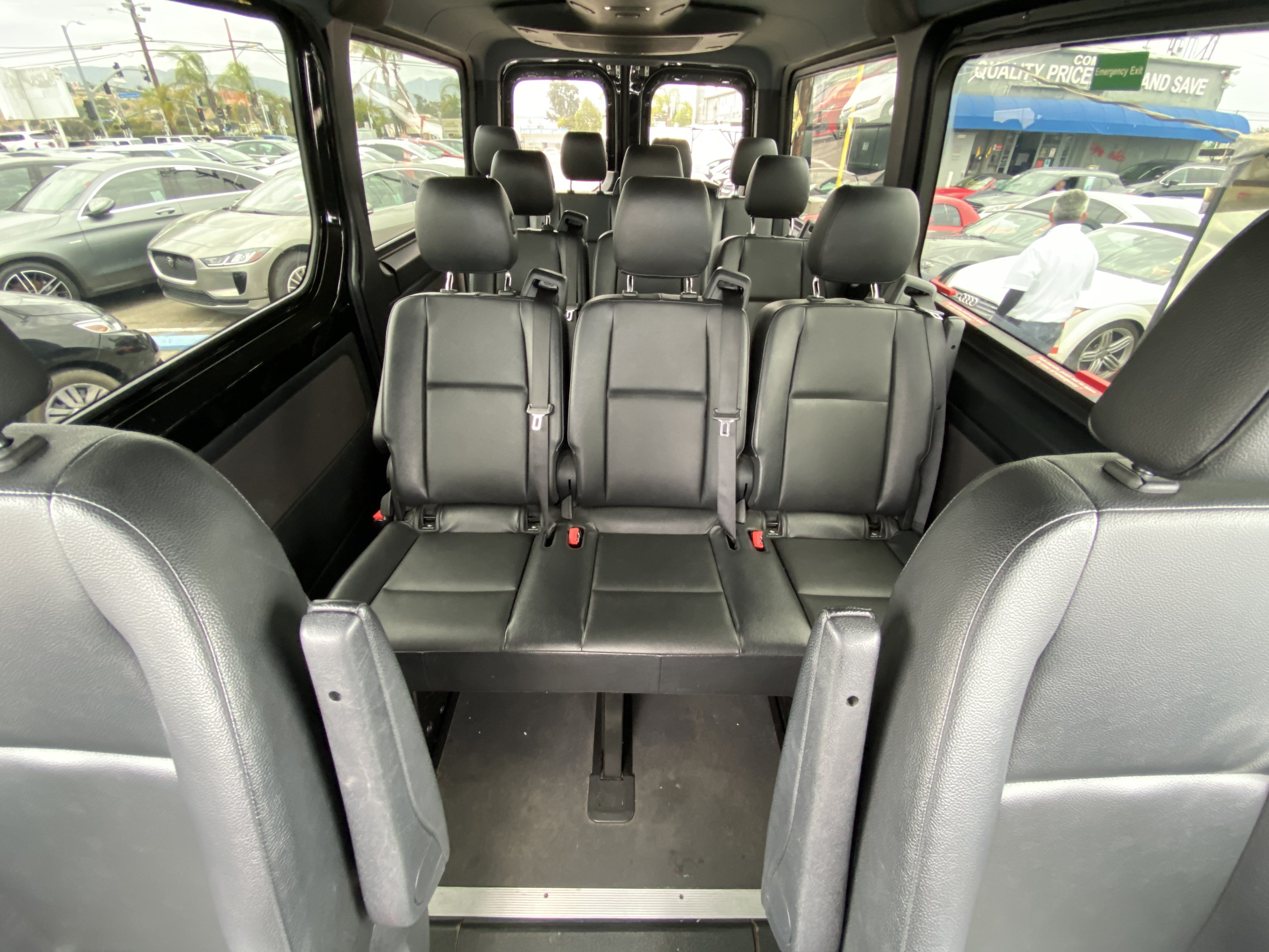 Used 2022 Mercedes-Benz Sprinter 1500 image 22