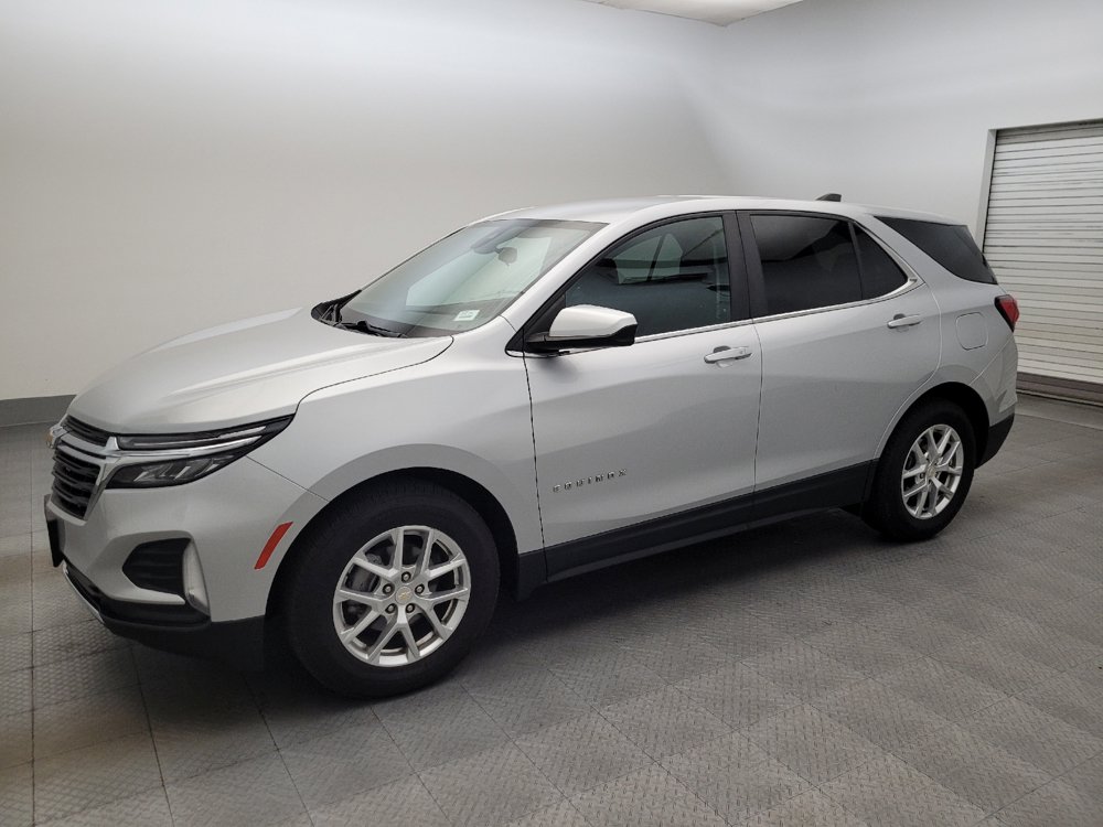 Used 2022 Chevrolet Equinox LT FWD image 2