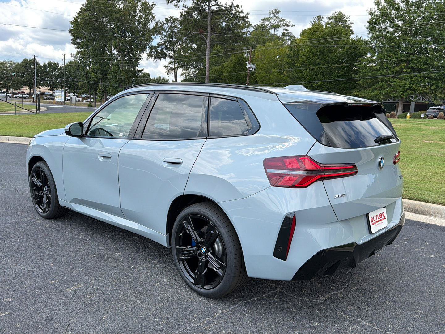 New 2026 BMW X3 xDrive30i w/ Premium Package AWD/4WD image 4