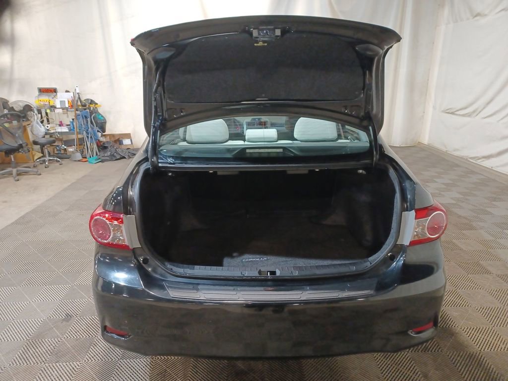 Used 2012 Toyota Corolla LE w/ Preferred Accessory Pkg image 19