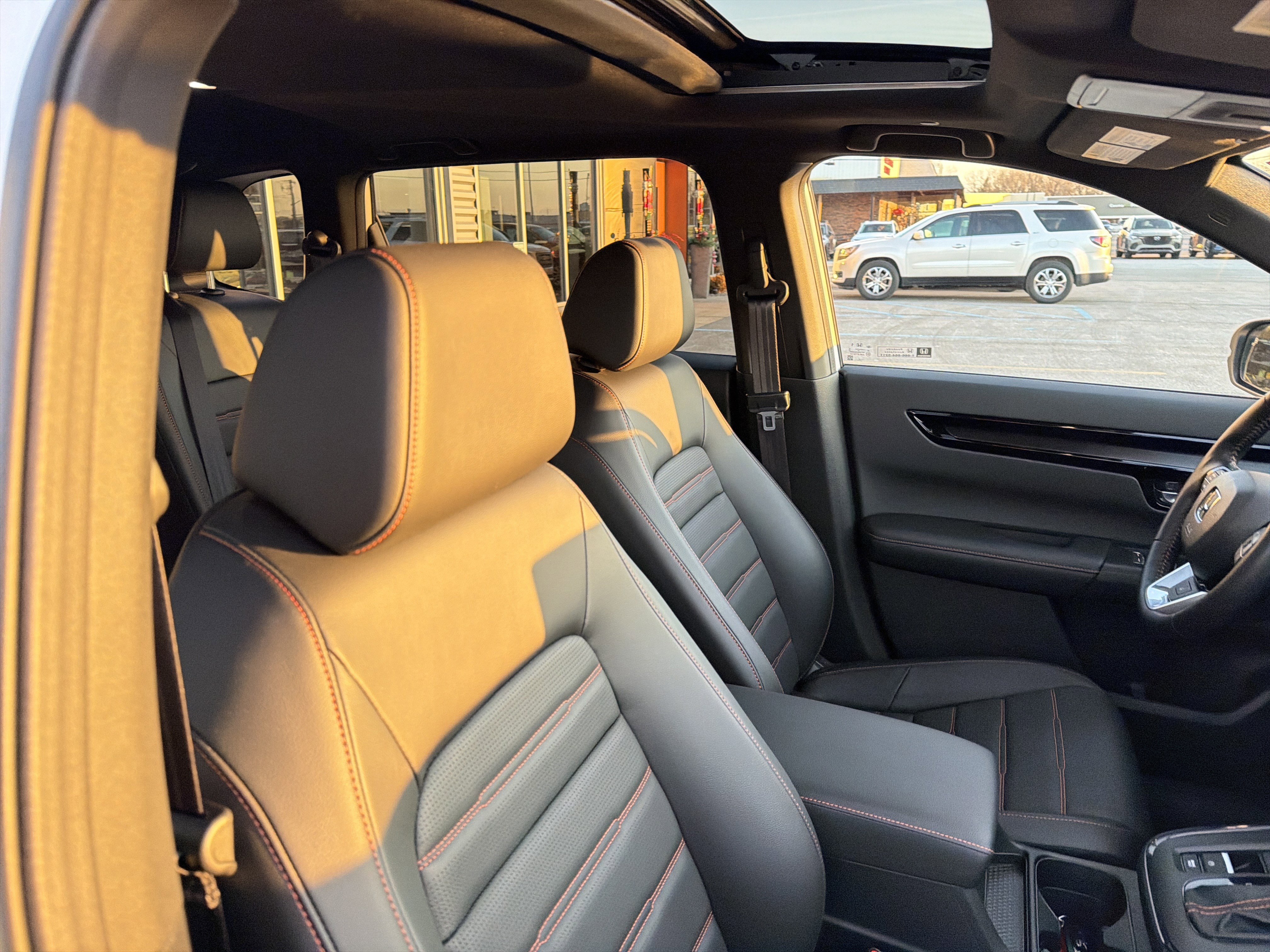 Used 2025 Honda CR-V Sport Touring image 73