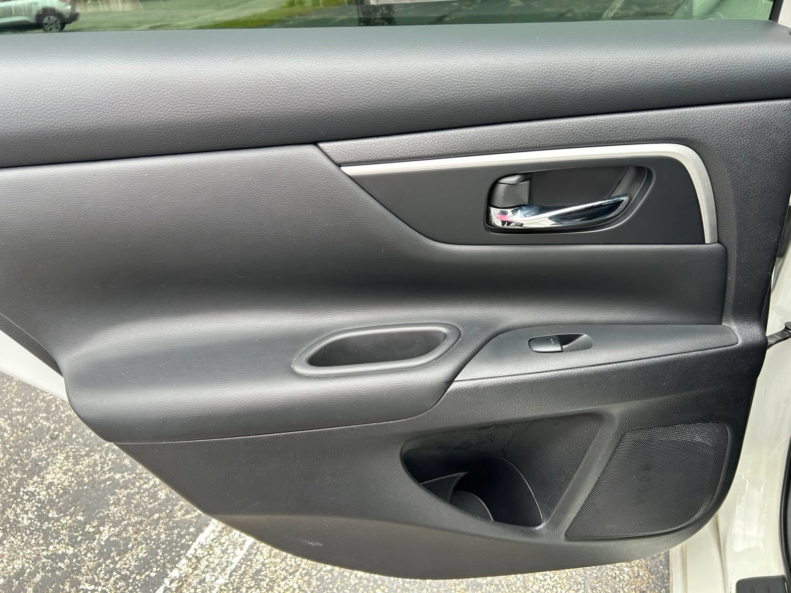 Used 2017 Nissan Altima 2.5 SV w/ Convenience Package FWD image 24