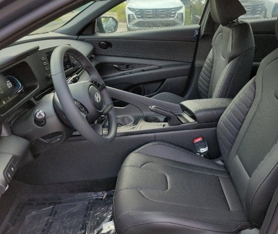 New 2026 Hyundai Elantra SEL Sport FWD image 9