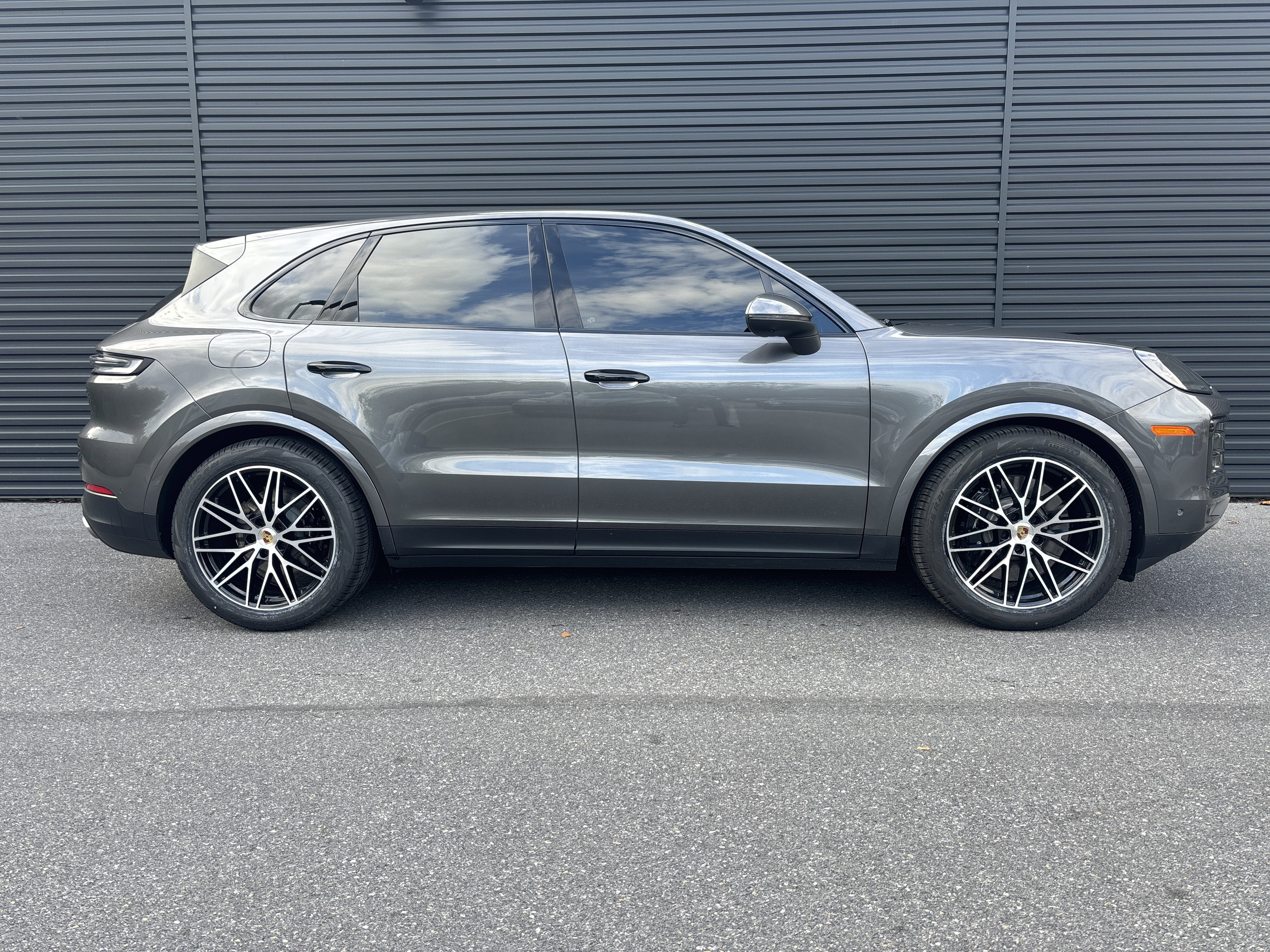 Certified 2024 Porsche Cayenne S image 21