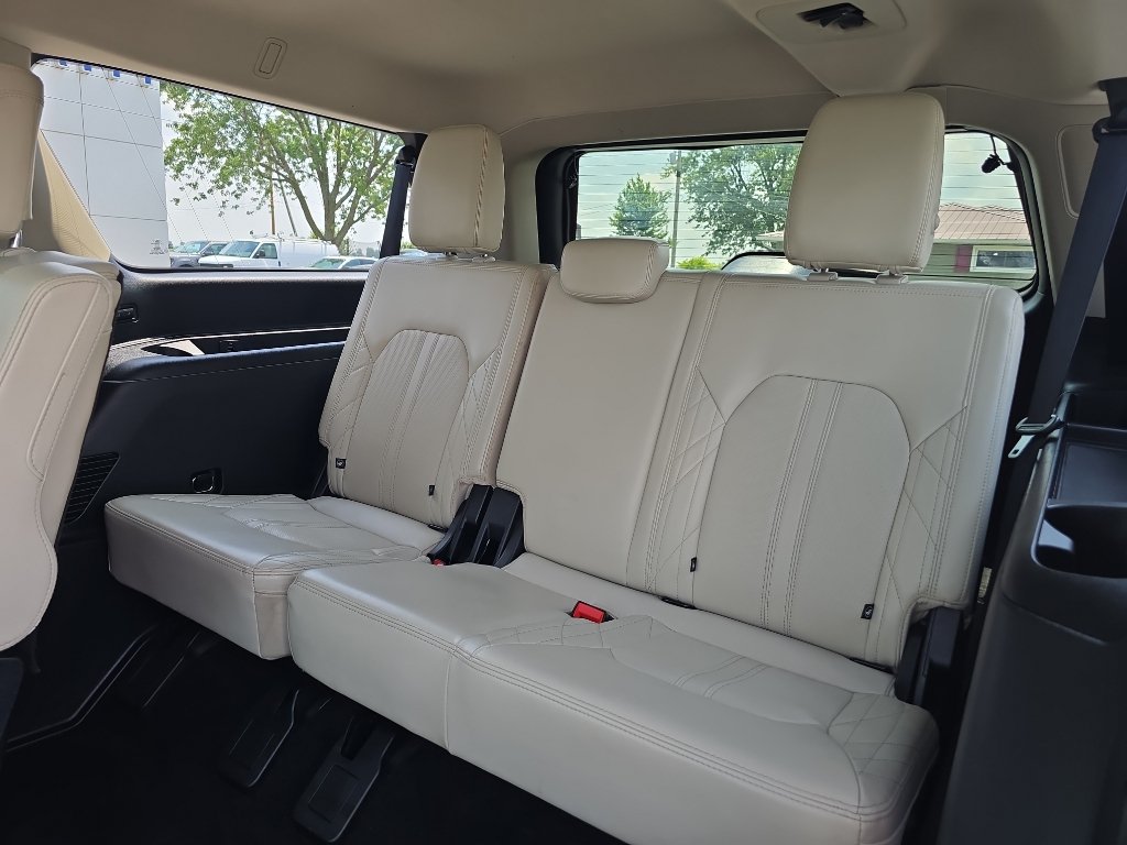 Used 2021 Ford Expedition Max Platinum AWD/4WD image 21