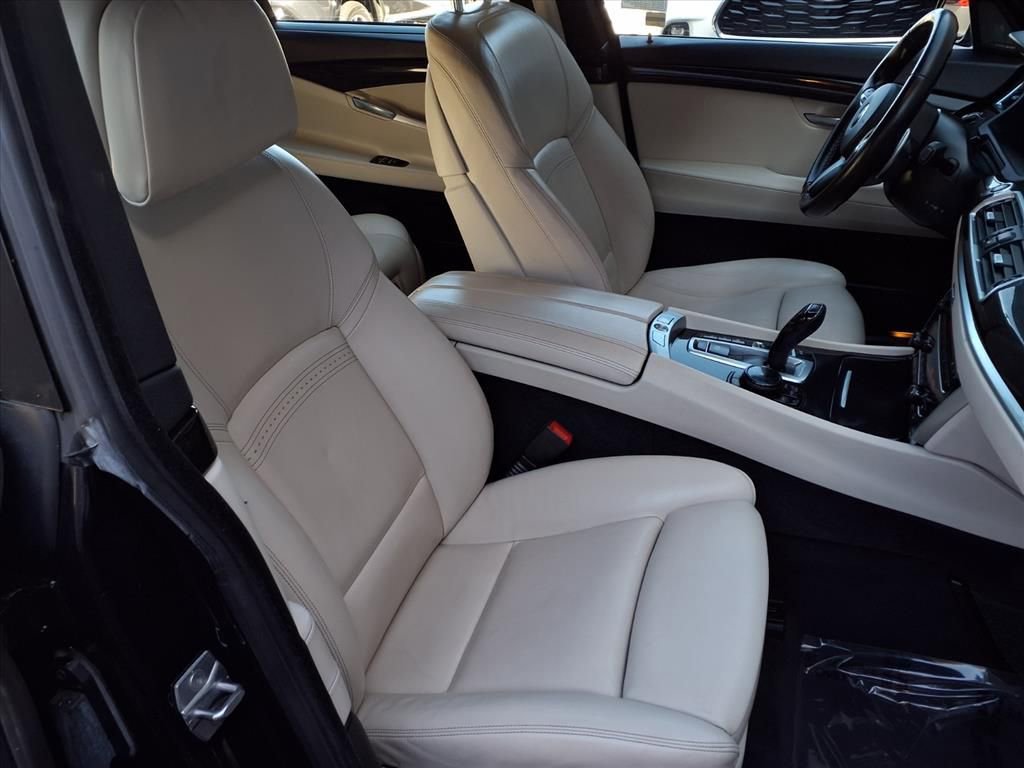 Used 2017 BMW 550i Gran Turismo xDrive 550i xDrive Gran Turismo image 22