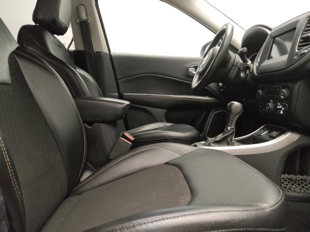 Used 2021 Jeep Compass Latitude FWD image 21