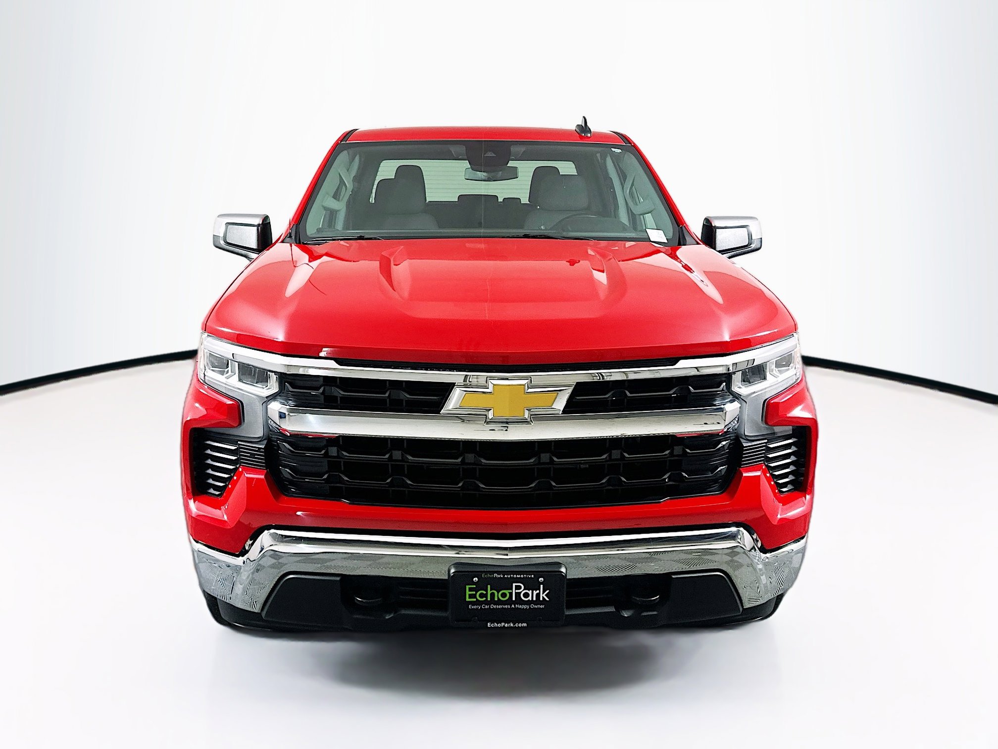 Used 2023 Chevrolet Silverado 1500 LT AWD/4WD image 2