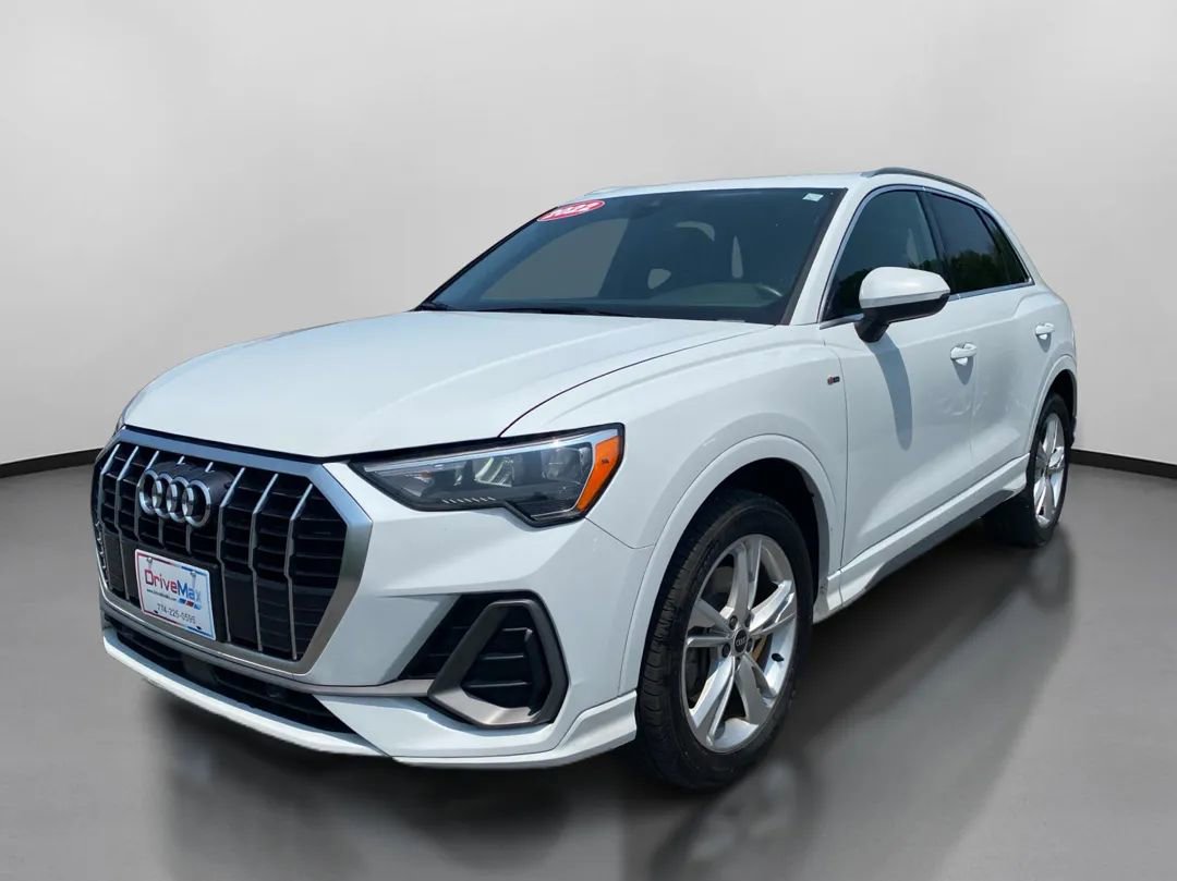 Used 2022 Audi Q3 2.0T Premium w/ Convenience Package image 4