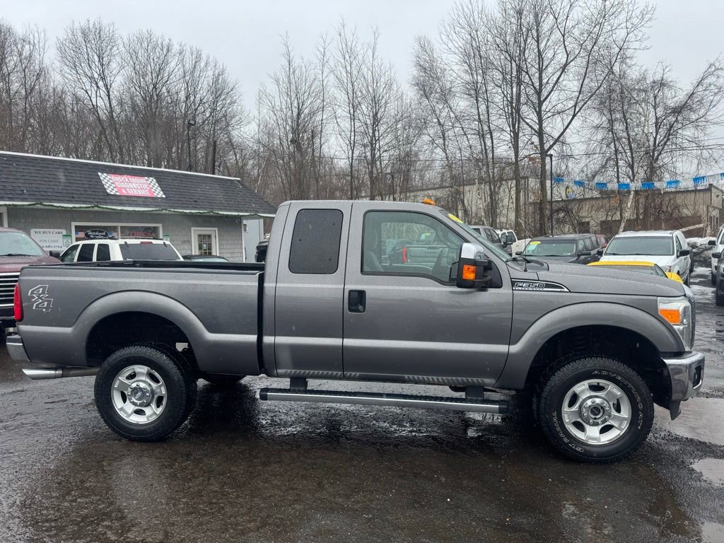 Used 2011 Ford F350 XLT w/ XLT Premium Pkg image 4
