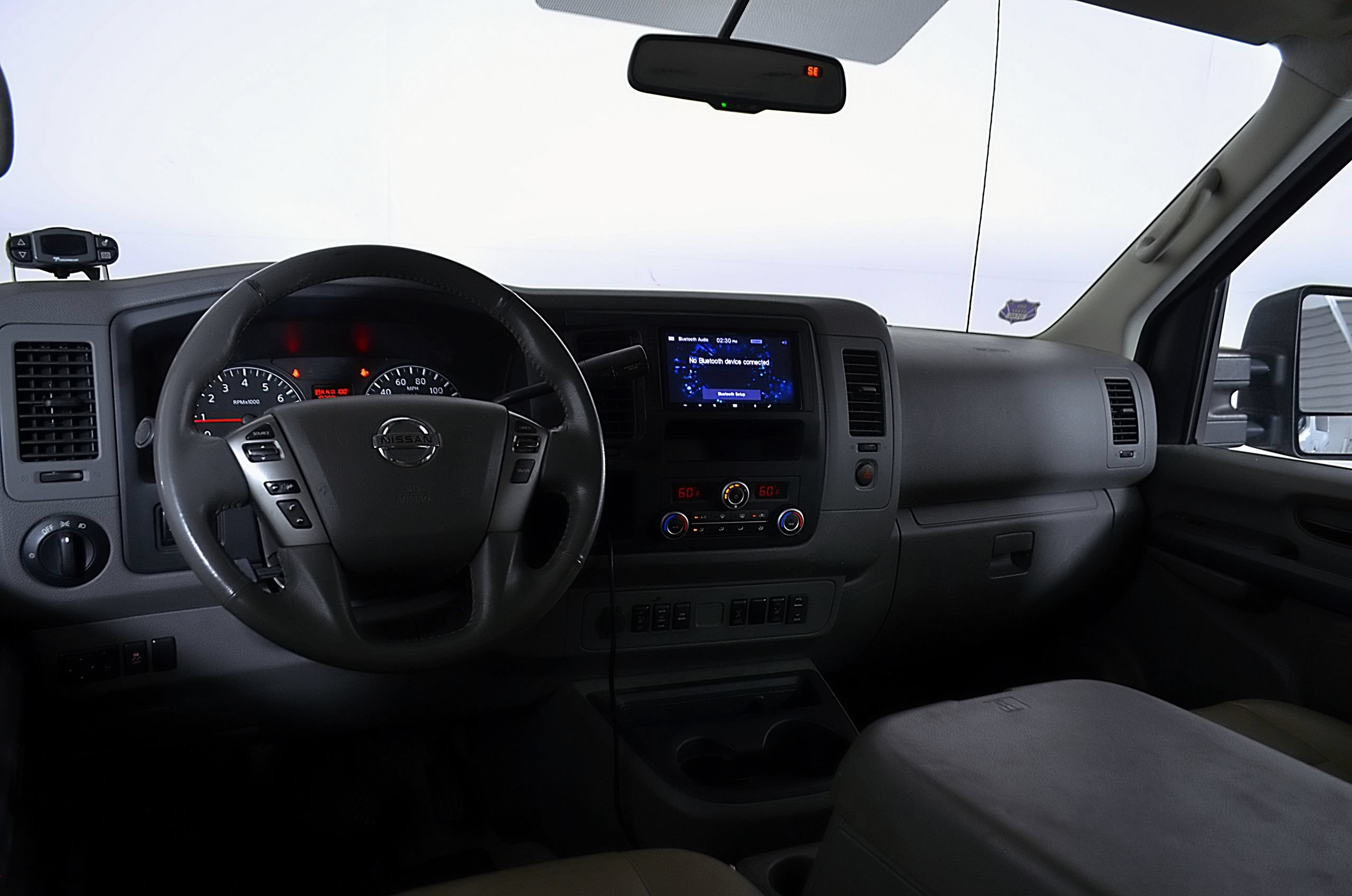 Used 2017 Nissan NV 3500 SL RWD image 22