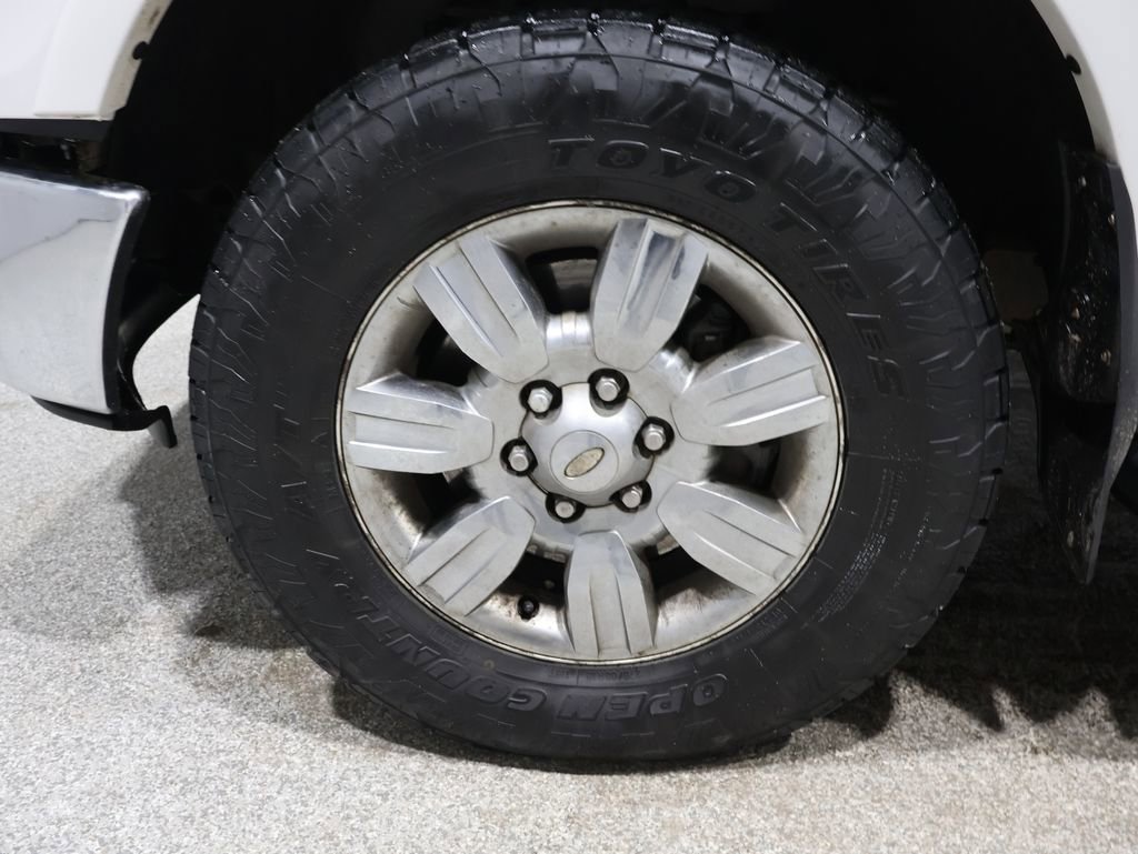 Used 2012 Ford F150 Lariat w/ Lariat Chrome Pkg image 8