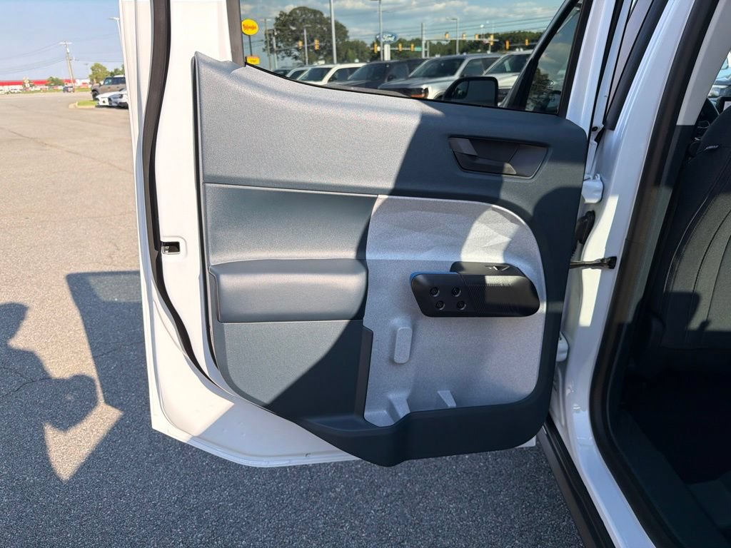 New 2026 Ford Maverick XLT w/ XLT Luxury Package FWD image 15