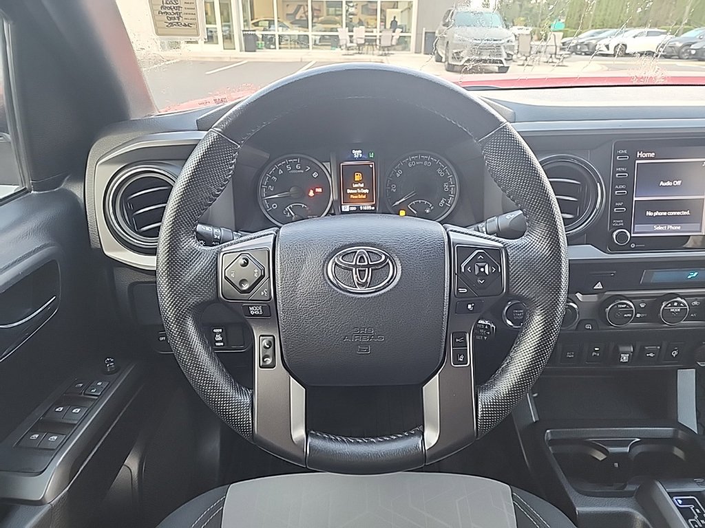 Used 2021 Toyota Tacoma TRD Off-Road w/ Technology Package AWD/4WD image 24