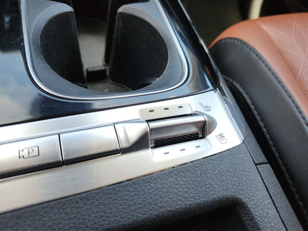 Used 2022 Kia Carnival SX FWD image 25