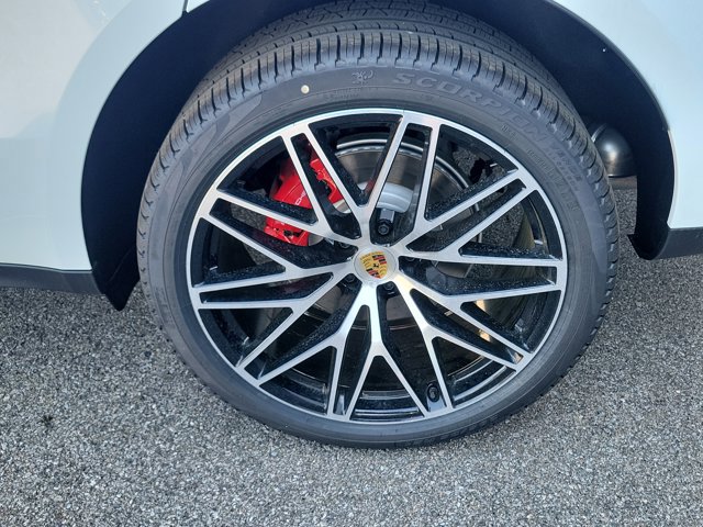New 2026 Porsche Macan S AWD/4WD image 11