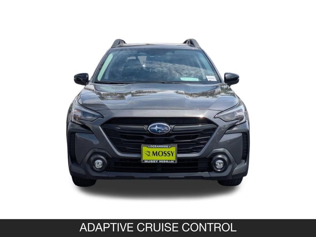 Used 2025 Subaru Outback Onyx Edition AWD/4WD image 4