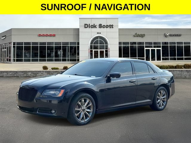 Used 2014 Chrysler 300 S AWD/4WD image 2