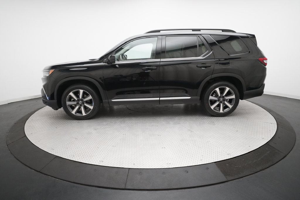 Used 2023 Honda Pilot Touring image 24