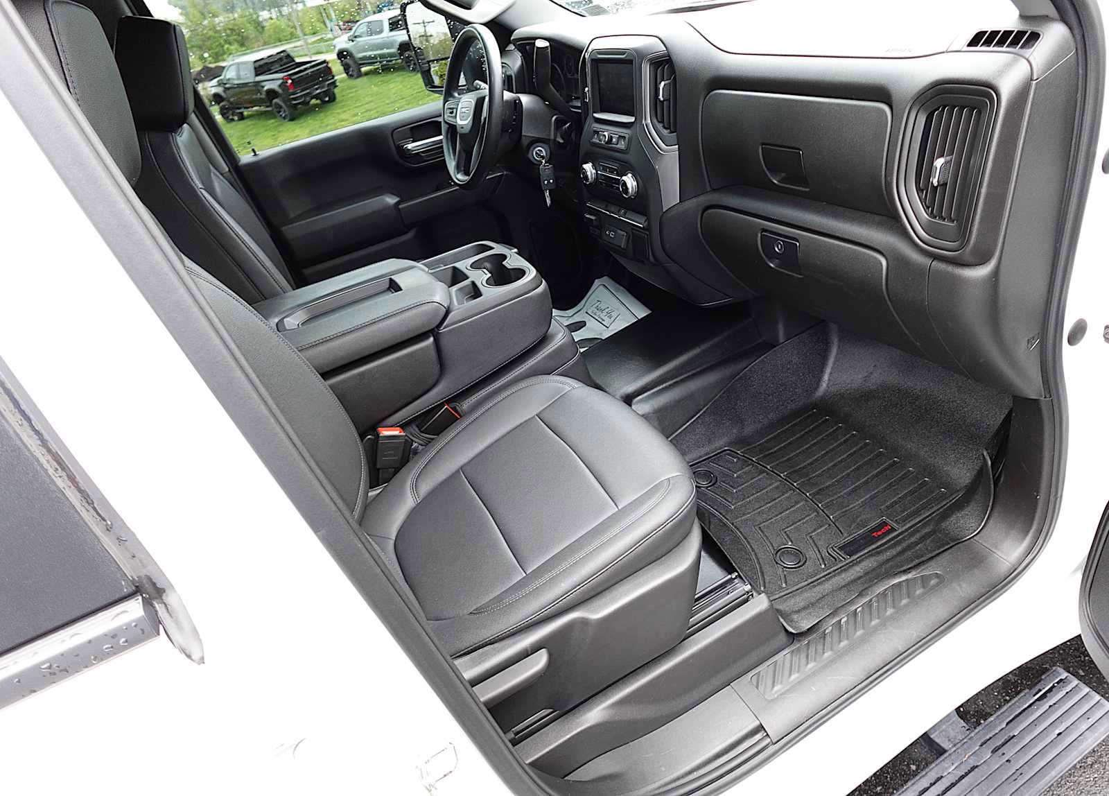 Used 2023 GMC Sierra 3500 Pro w/ Convenience Package AWD/4WD image 31