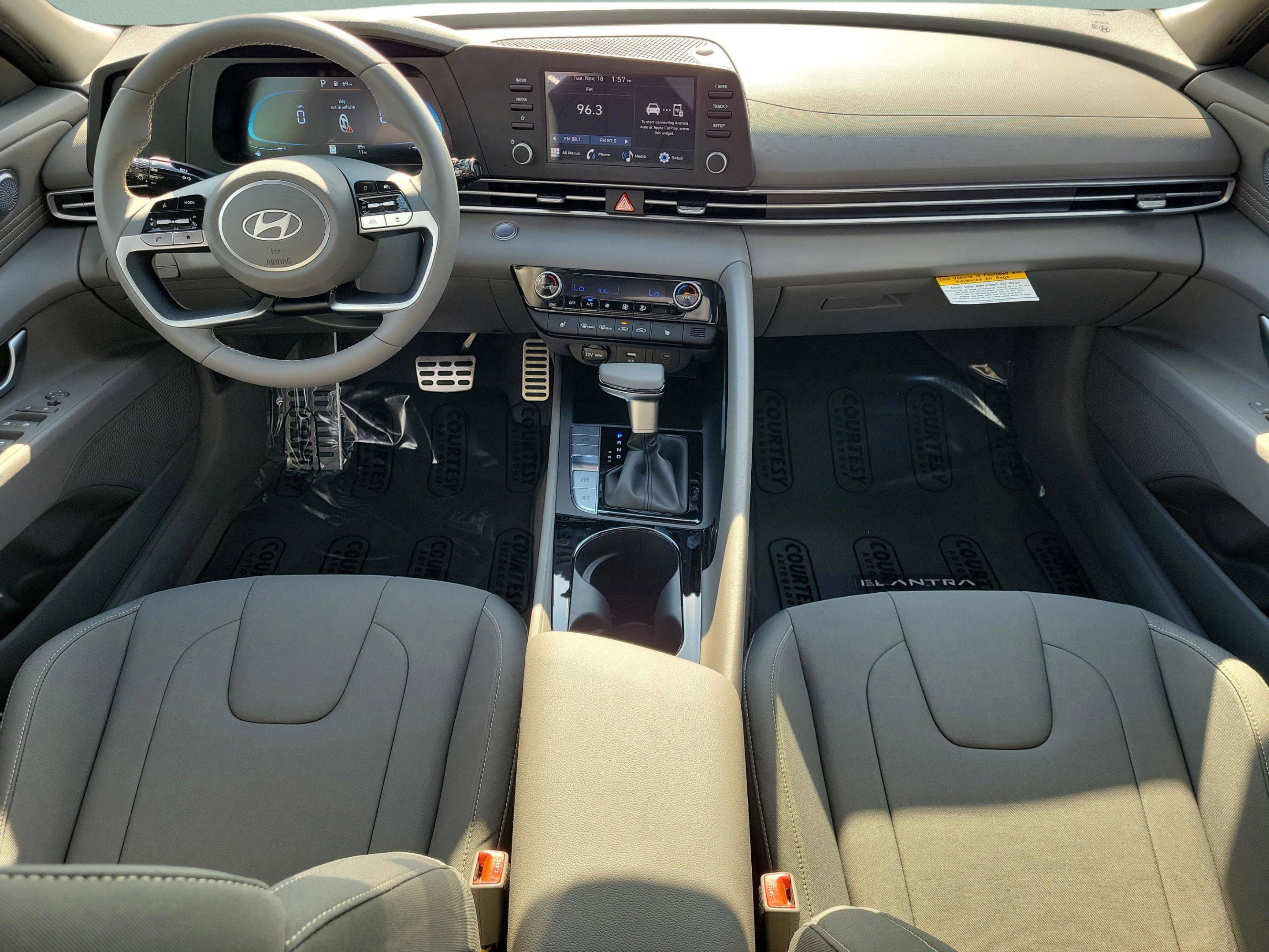 New 2026 Hyundai Elantra SEL Sport image 26