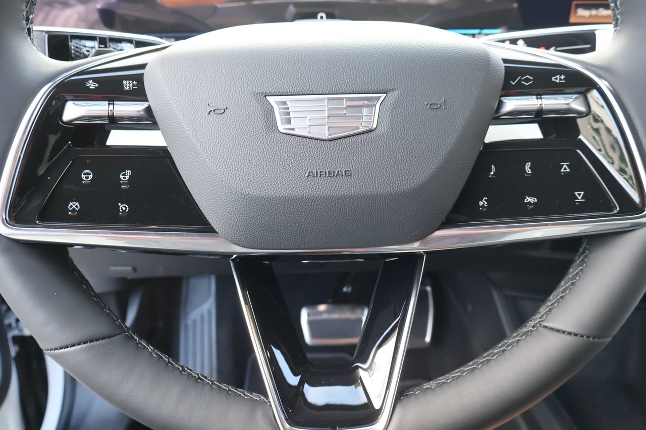 New 2027 Cadillac Optiq Sport w/ LPO, ONYX Package AWD/4WD image 21