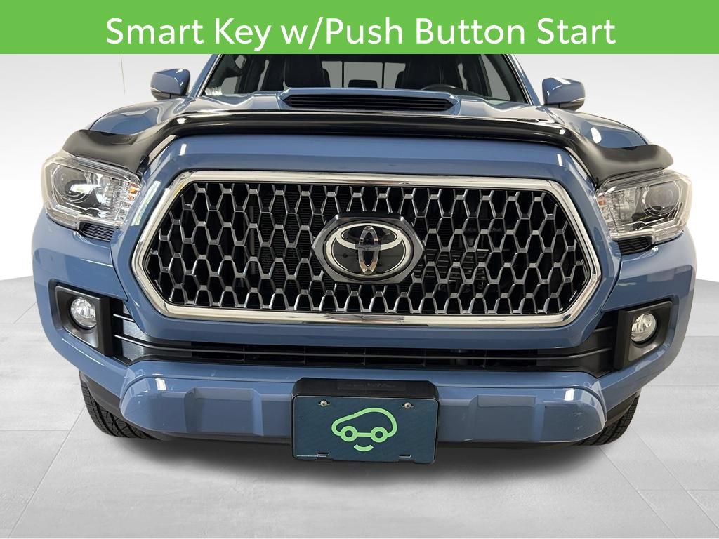 Used 2019 Toyota Tacoma TRD Sport AWD/4WD image 11