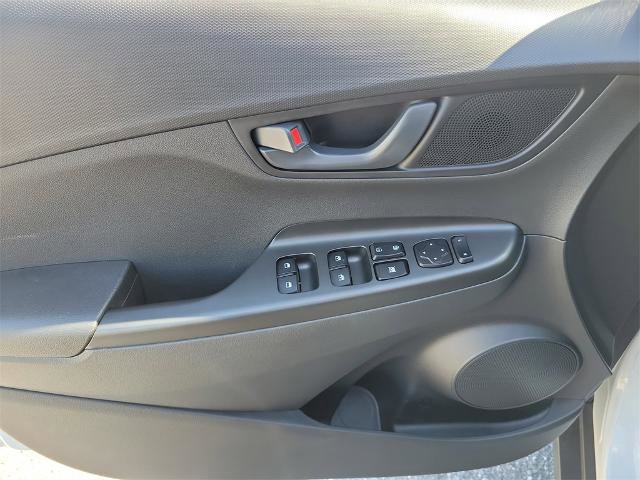 Used 2021 Hyundai Kona SEL image 21