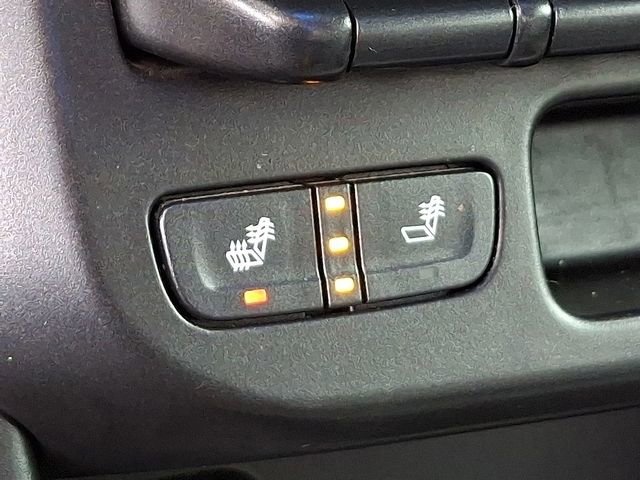 Used 2021 GMC Canyon AT4 image 30