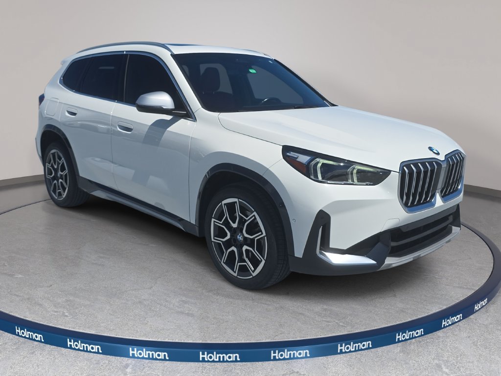 Certified 2023 BMW X1 xDrive28i w/ Convenience Package AWD/4WD image 3