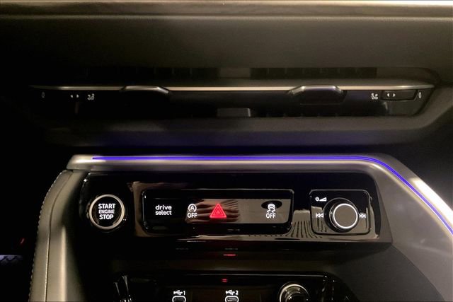 Used 2025 Audi Q5 Prestige image 32