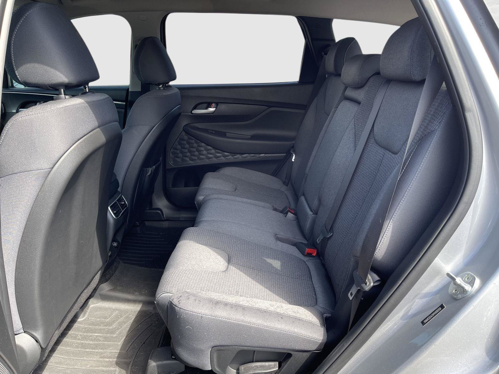 Used 2023 Hyundai Santa Fe SEL AWD/4WD image 14