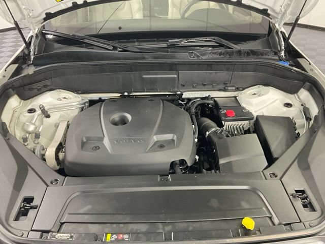 Used 2022 Volvo XC90 T5 Momentum w/ Protection Package Premier FWD image 36