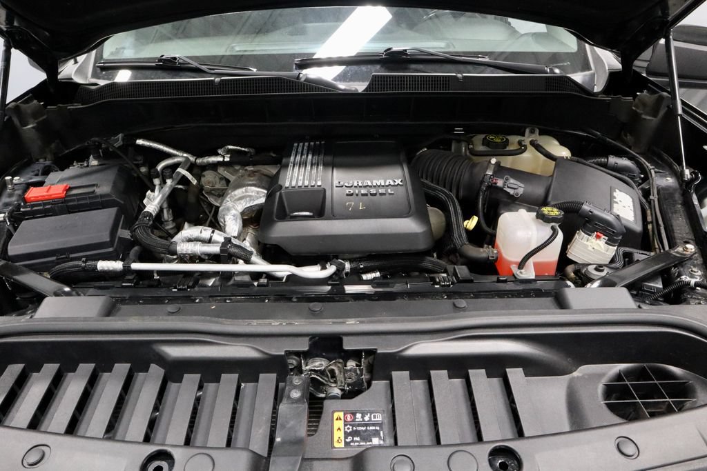 Used 2021 Chevrolet Silverado 1500 RST w/ Convenience Package II AWD/4WD image 16