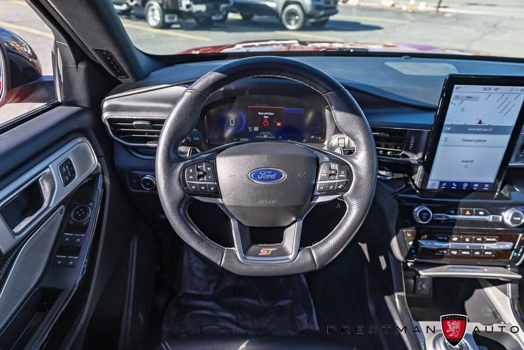 Used 2022 Ford Explorer ST w/ Equipment Group 401A image 2