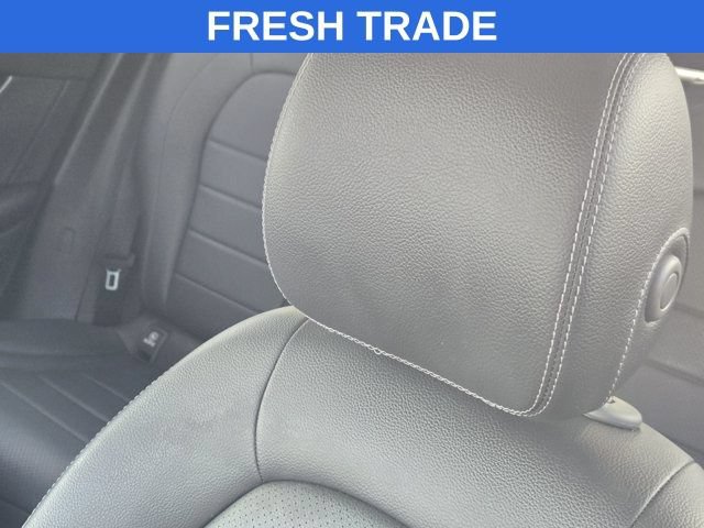 Used 2021 Mercedes-Benz GLC 300 4MATIC image 14