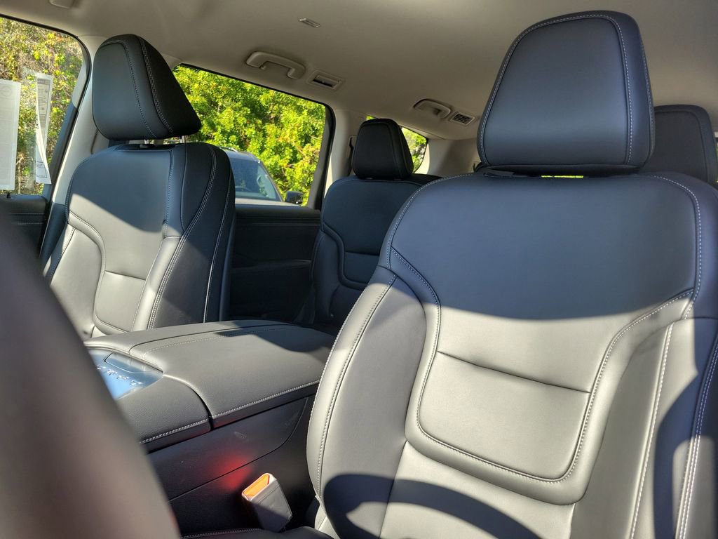 New 2026 Nissan Armada SV image 24