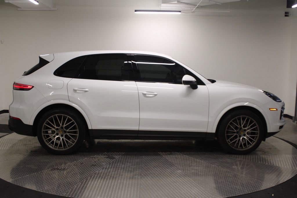 Certified 2023 Porsche Cayenne S Platinum AWD/4WD image 11