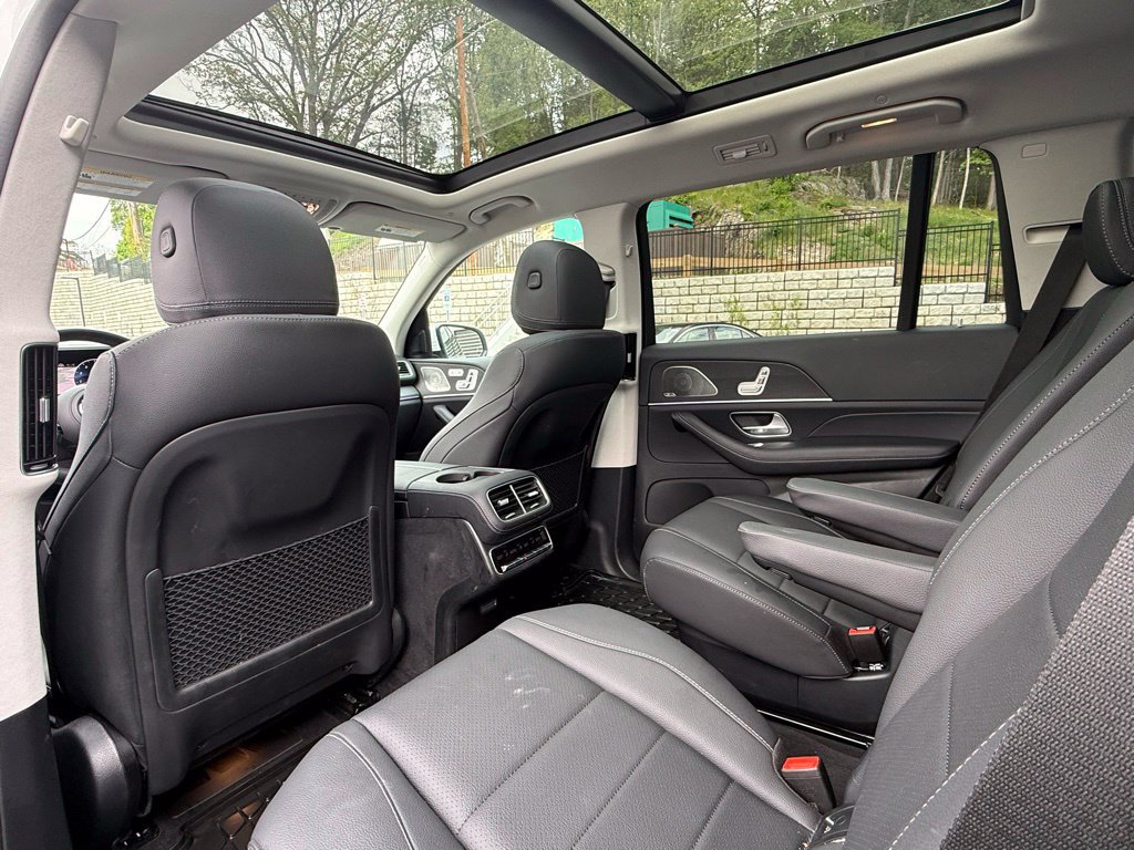 Used 2026 Mercedes-Benz GLS 450 4MATIC image 21