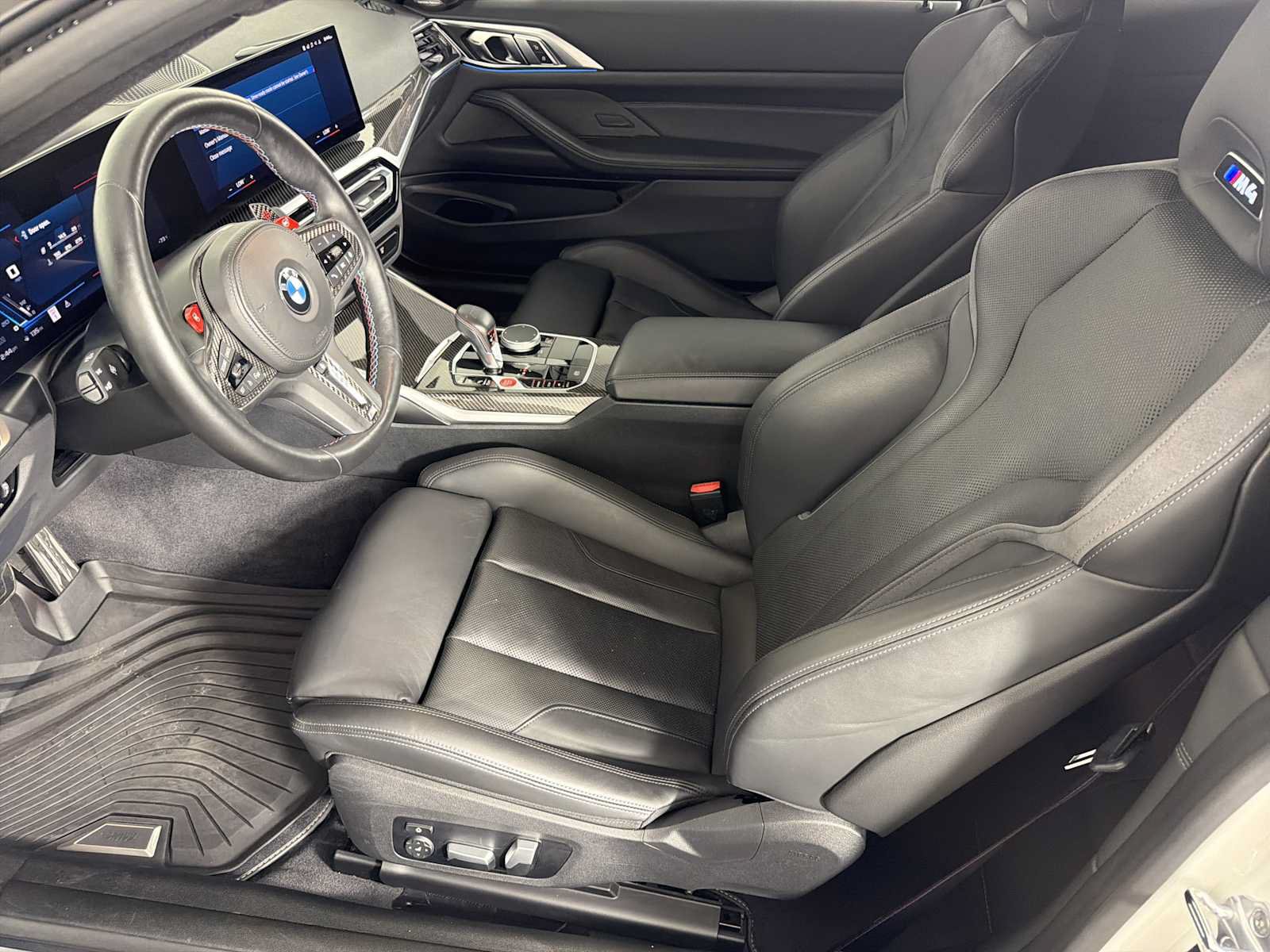 Used 2024 BMW M4 Competition w/ Executive Package RWD image 9